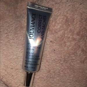 Spot correcting serum